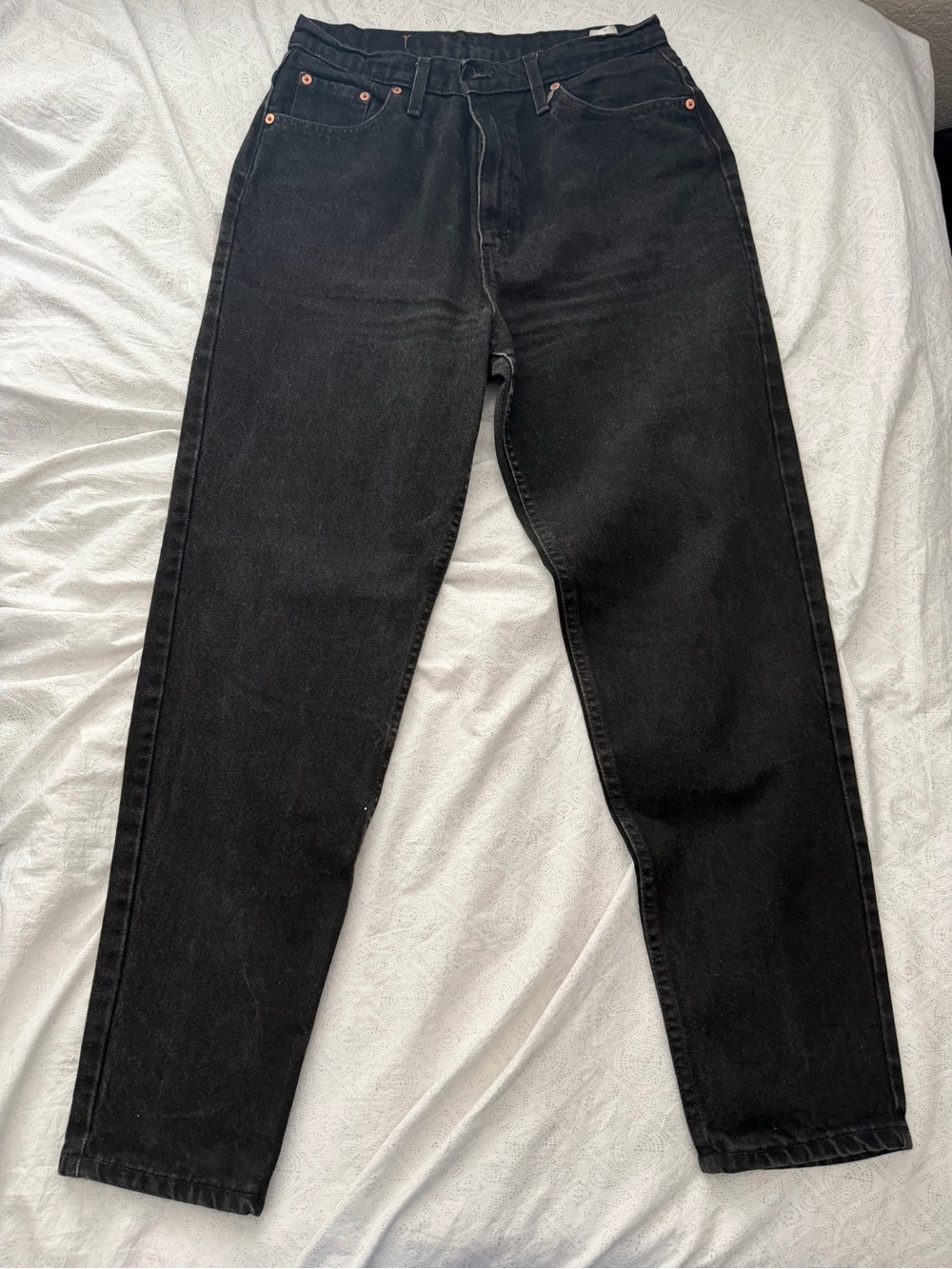 Levi's Black Women's Slim Straight Jeans